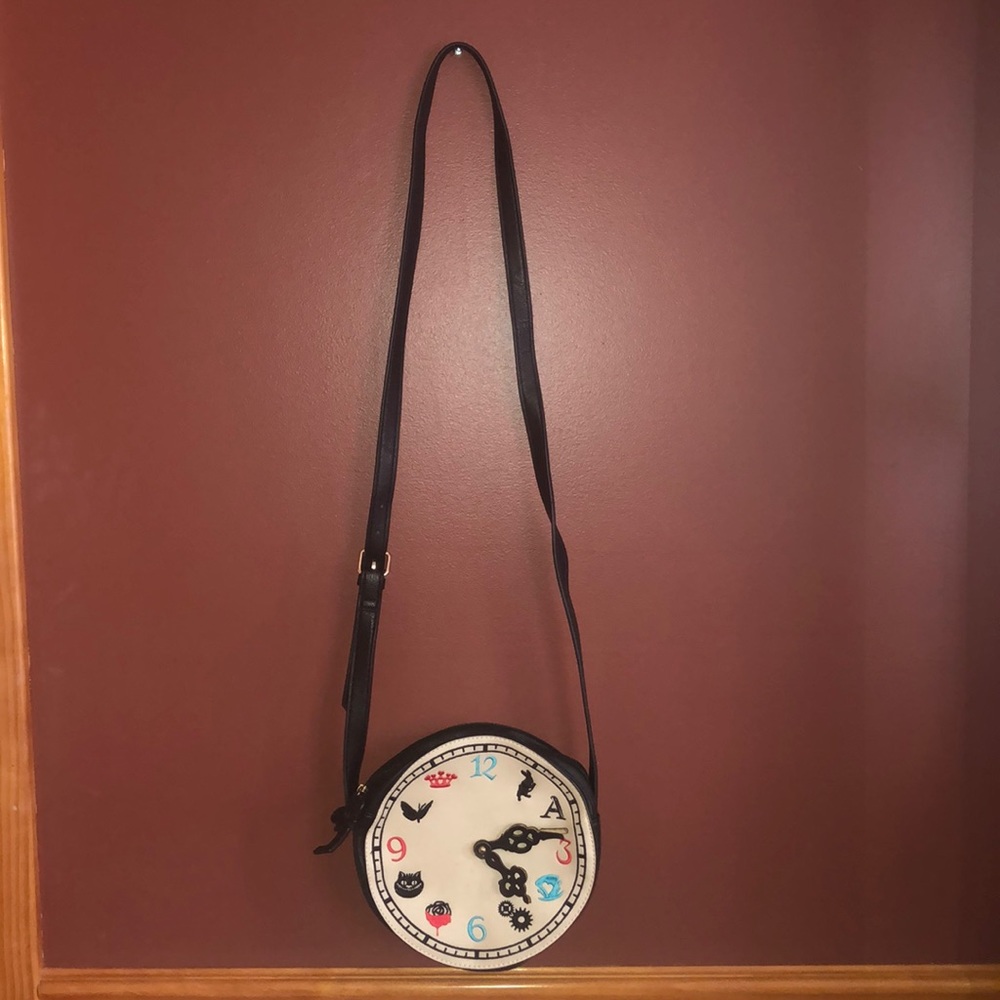 Danielle Nicole Disney Alice in wonderland bag